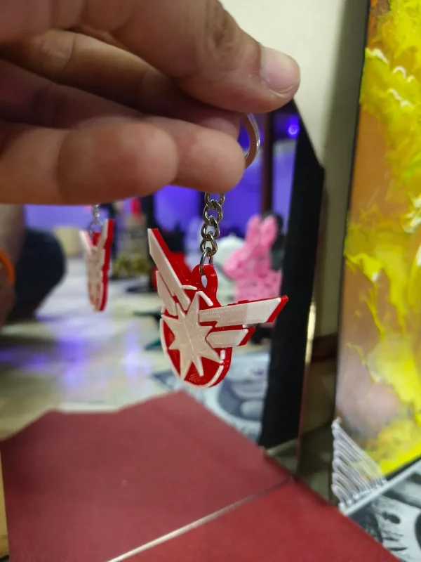 Captain Marvel Logo Keychain - Image 2