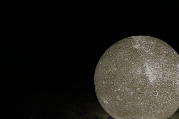 Moon Lamp - Image 5
